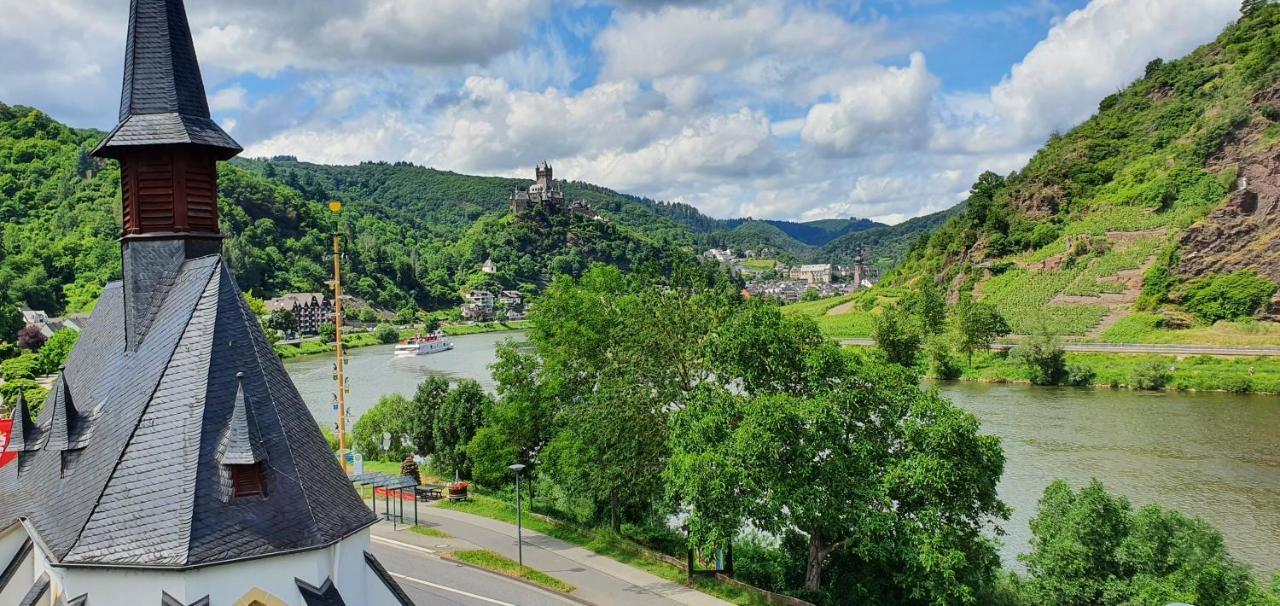 Hotel "Zur Schoenen Aussicht" Cochem Eksteriør billede