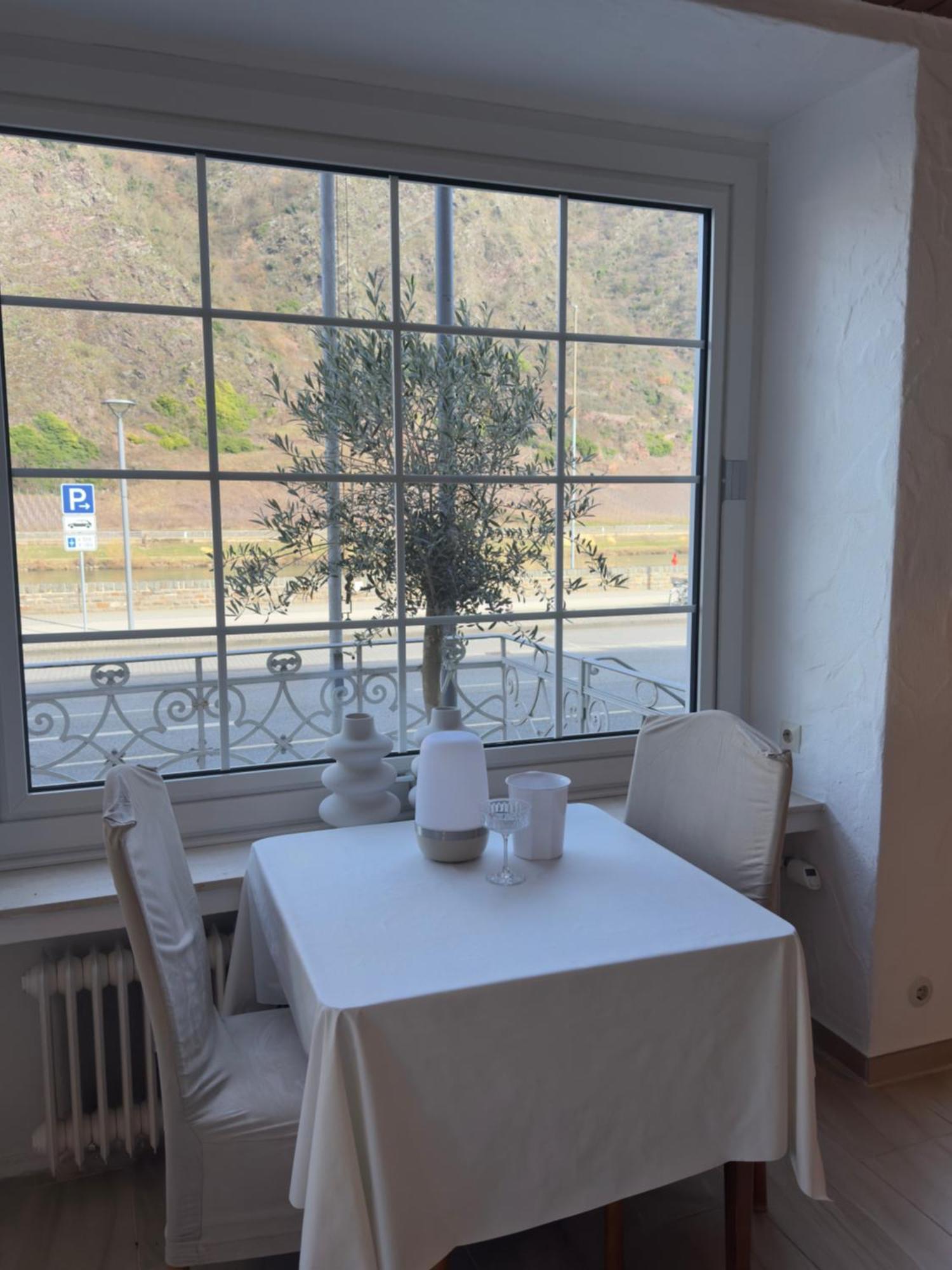 Hotel "Zur Schoenen Aussicht" Cochem Eksteriør billede